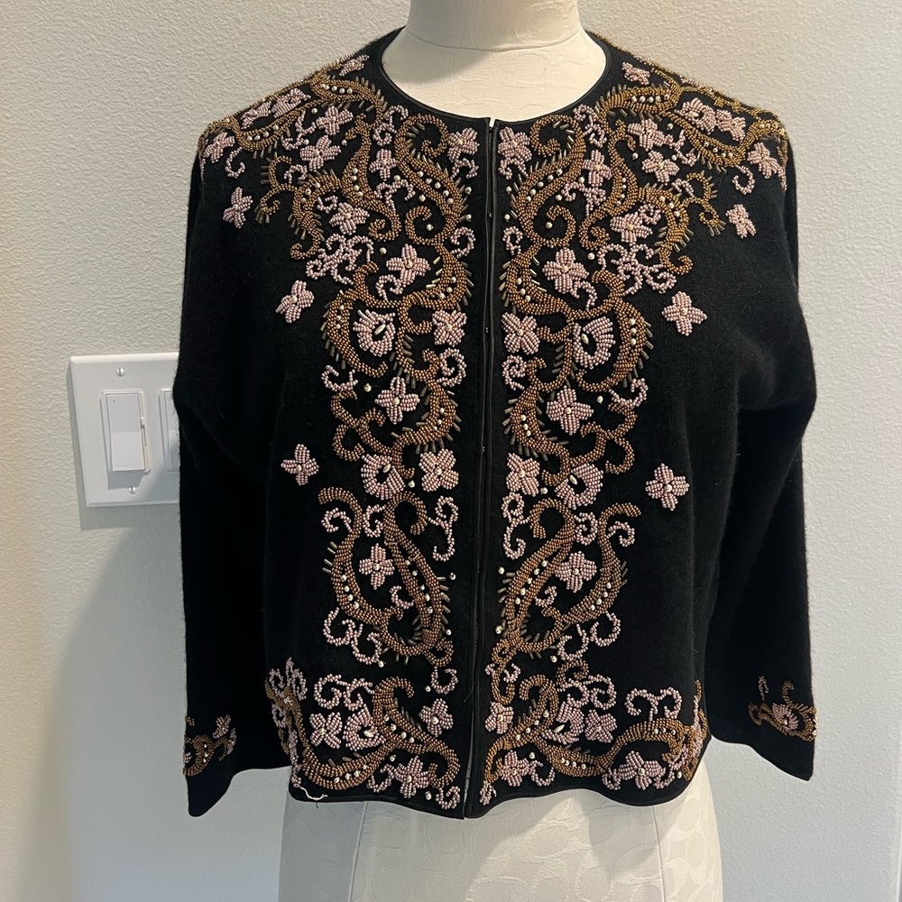 Chic Embroidered Black Cardigan